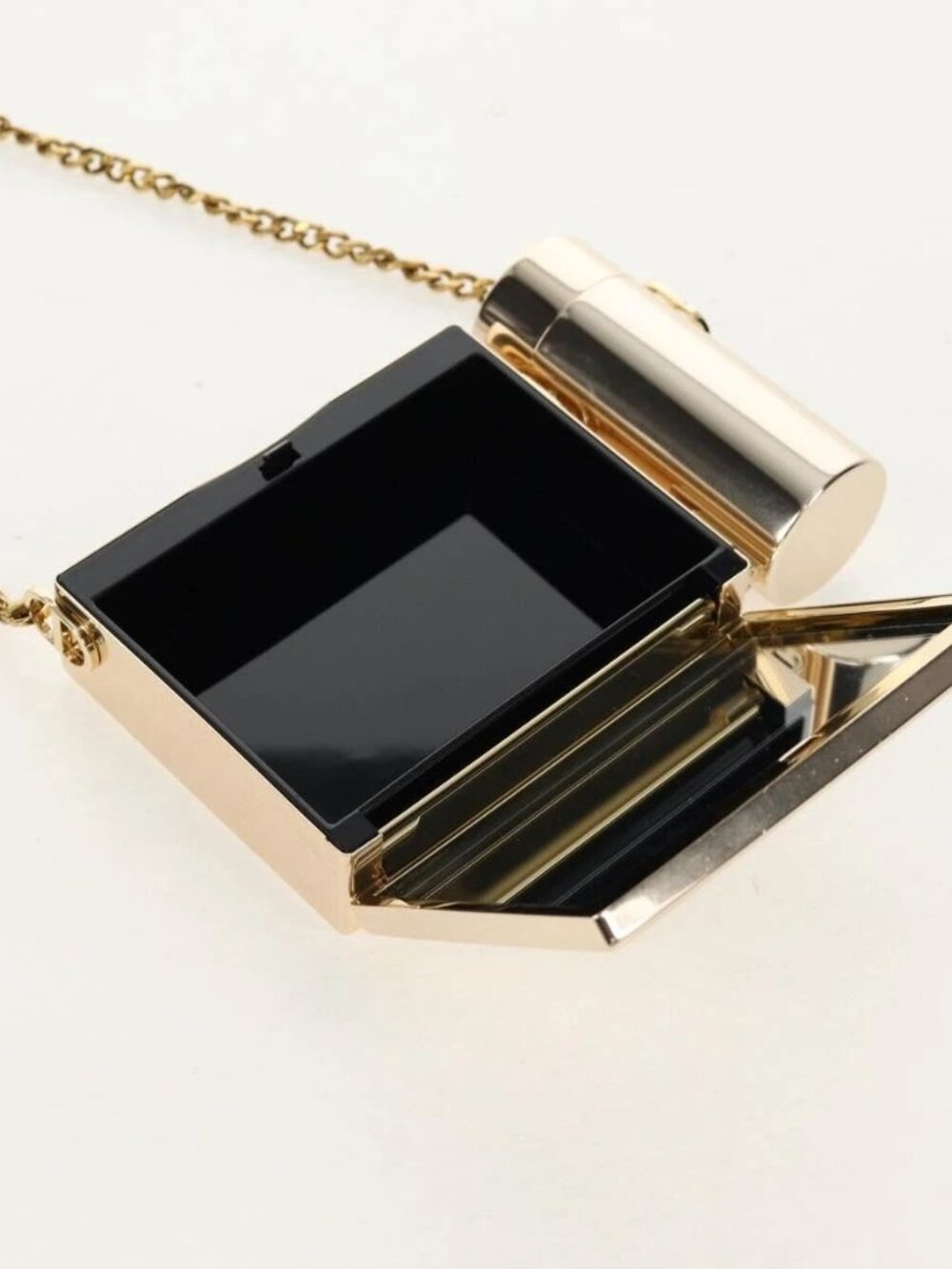 Christian Dior Chain Shoulder Bag metal Gold Tone Auth 157970M - Picture 13 of 16